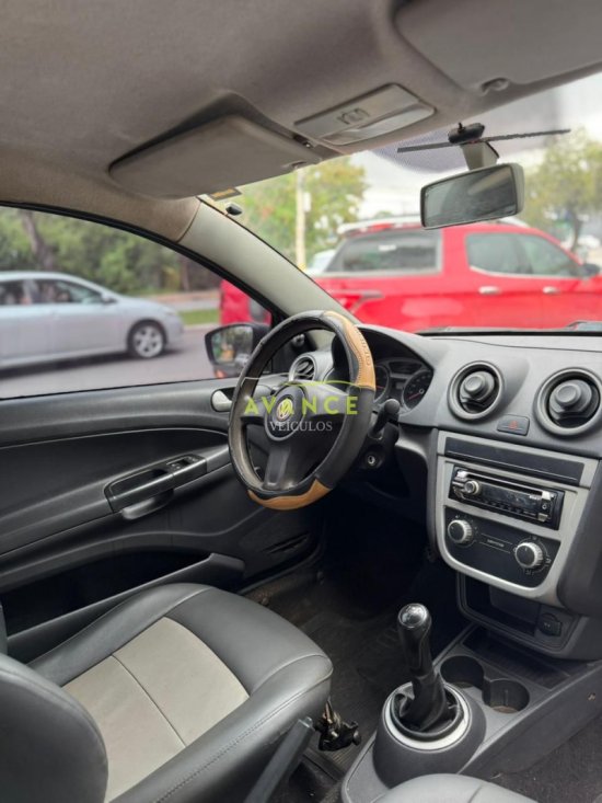 vw-saveiro-1-6-cs-2013-51115