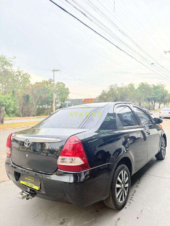 toyota-etios-platinus-1-5-sd-2016-51630