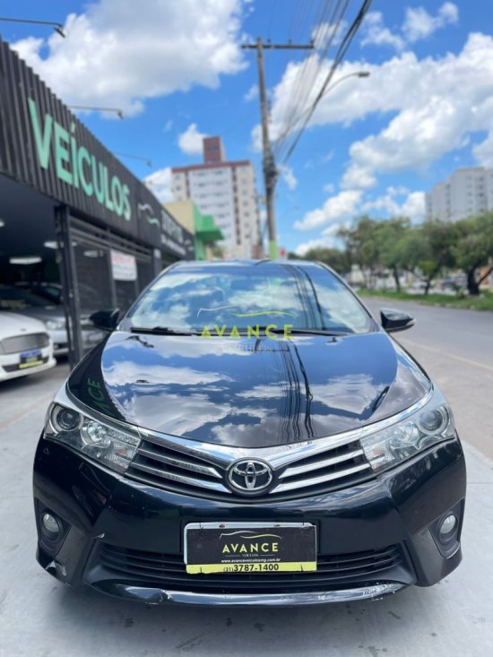 toyota-corolla-altis-2015-40523