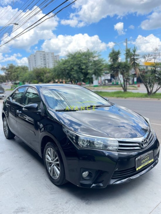 toyota-corolla-altis-2015-40525