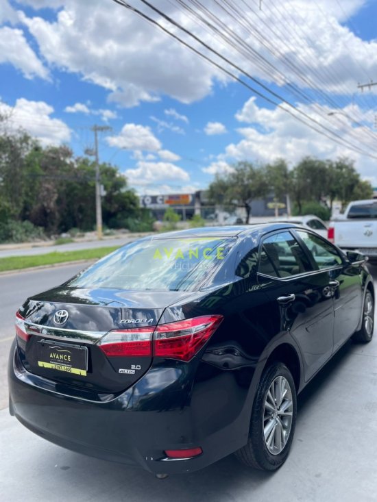 toyota-corolla-altis-2015-40527